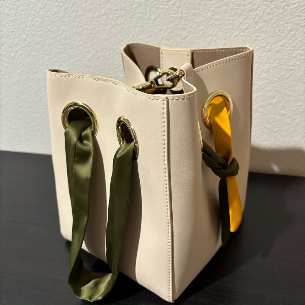 Unitude Ribbon Handle Bucket Bag - Cream/Yellow/Olive